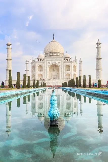 the-taj-mahal-a-timeless-symbol-of-love-mughal-architecture